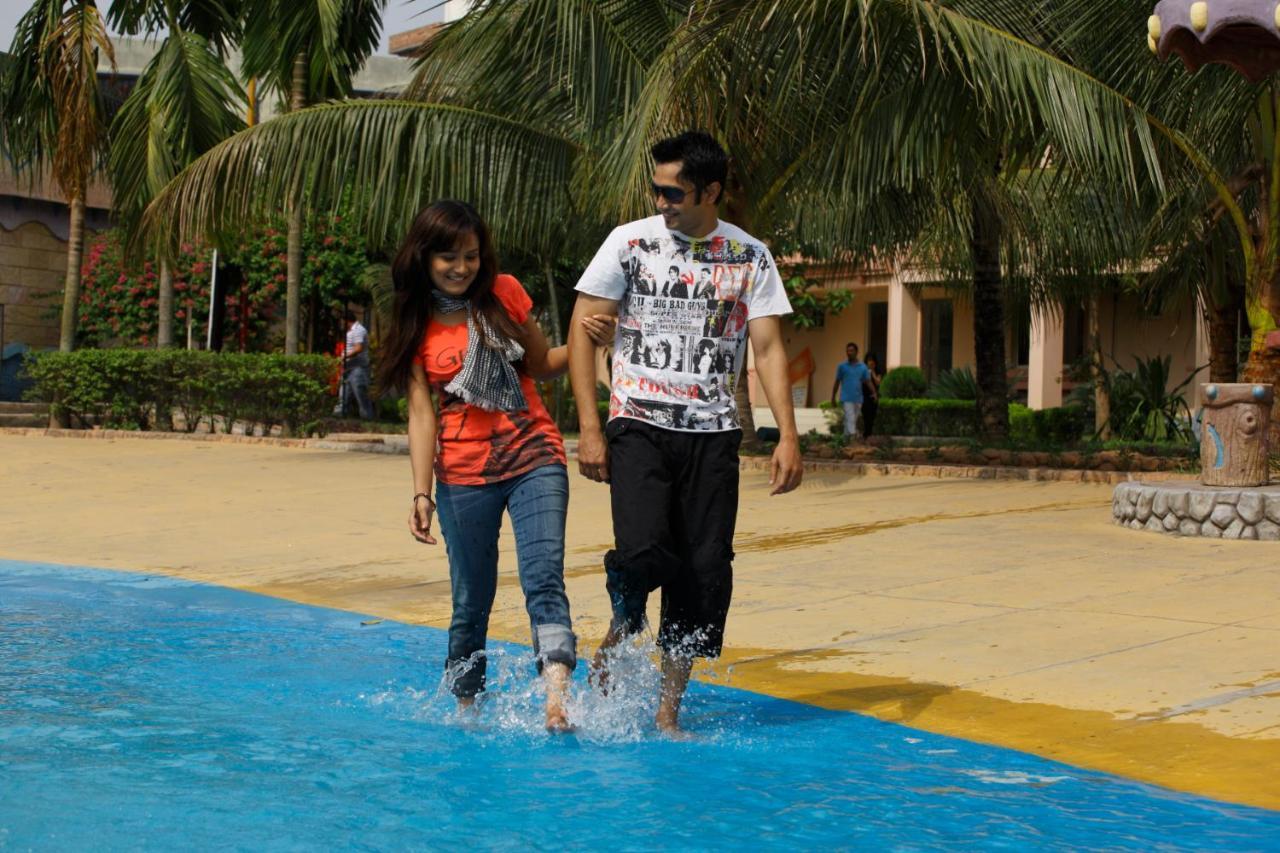 Resort Atlantis Dhaka Luaran gambar