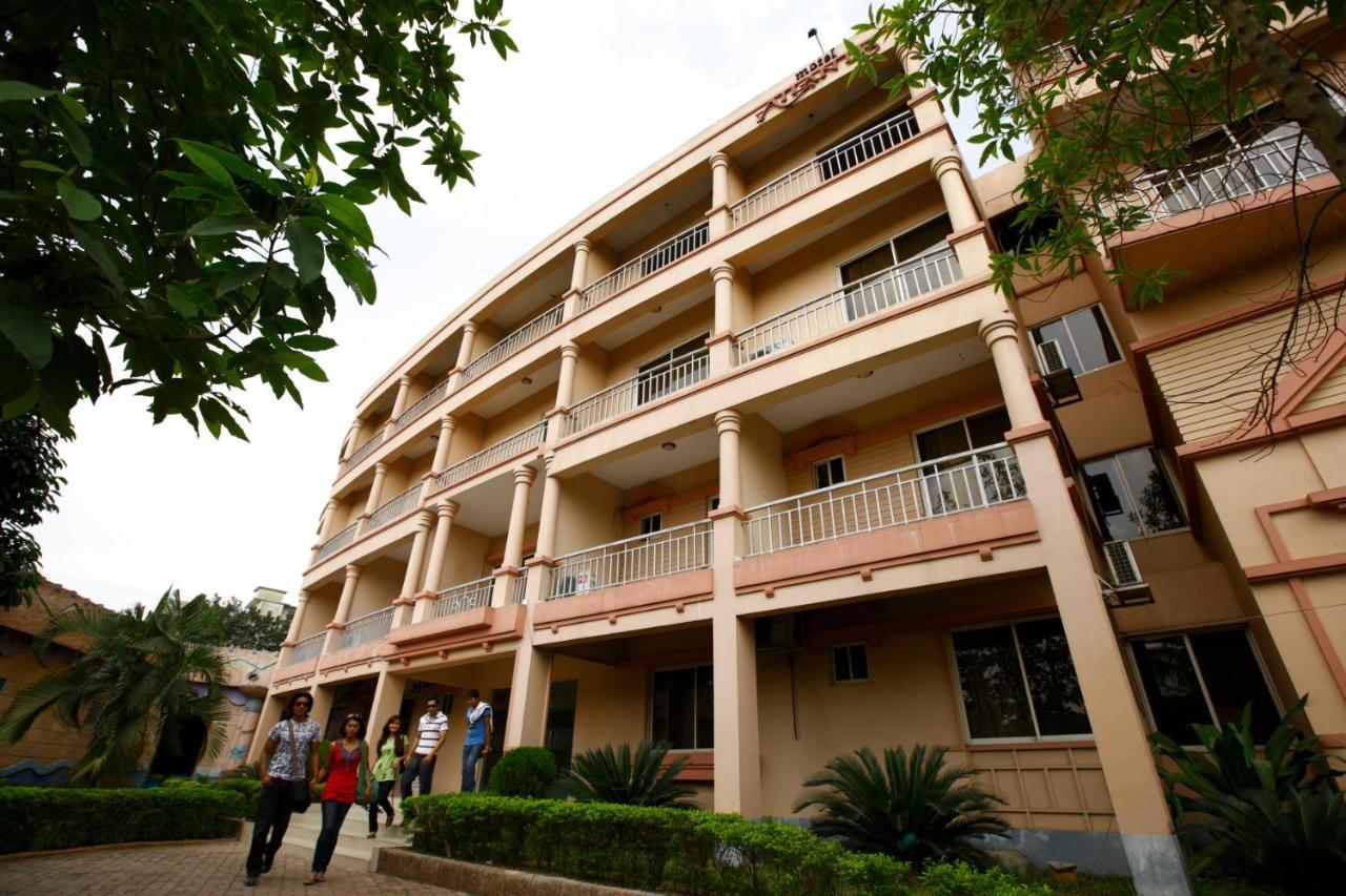 Resort Atlantis Dhaka Luaran gambar