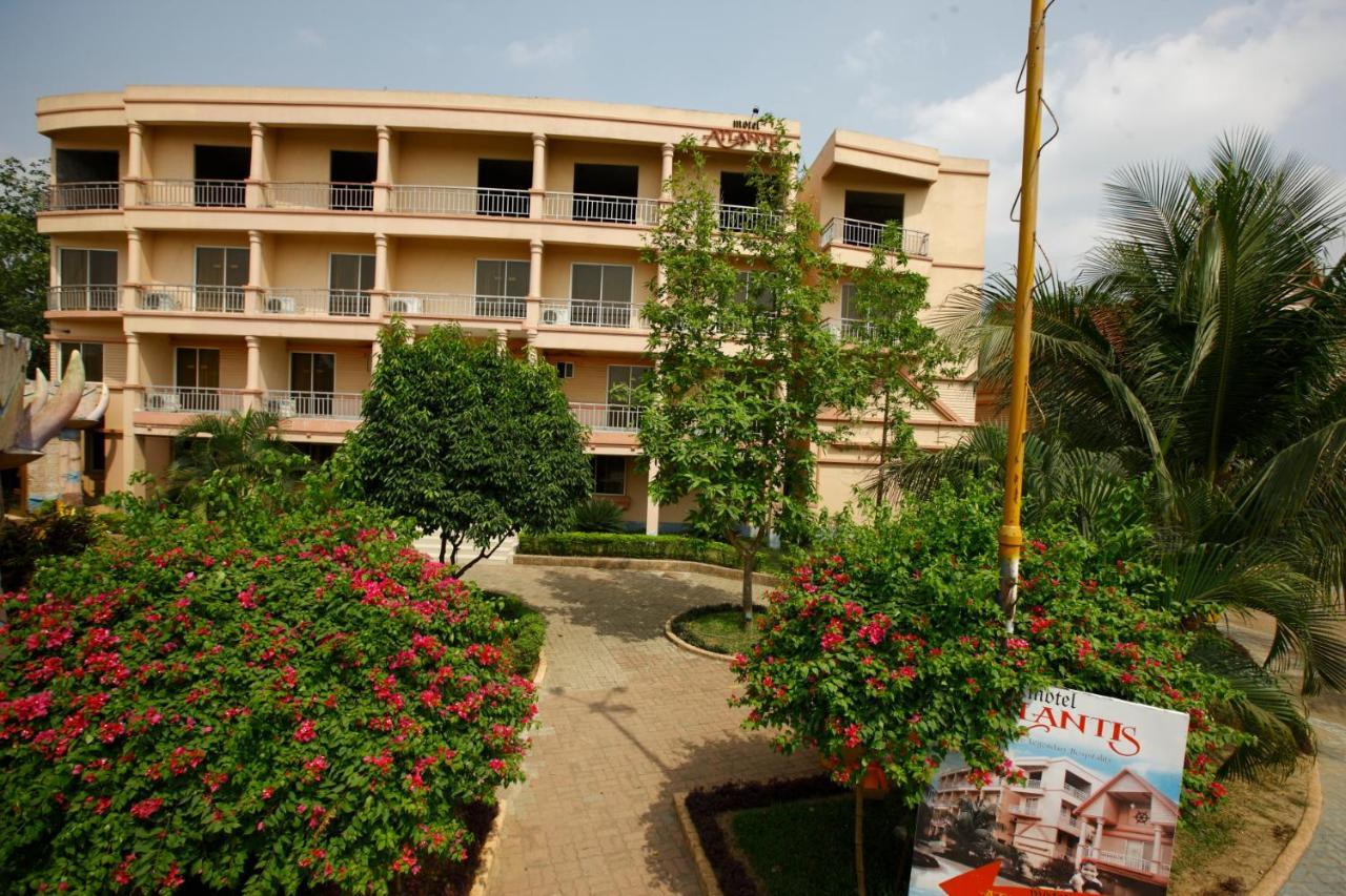 Resort Atlantis Dhaka Luaran gambar