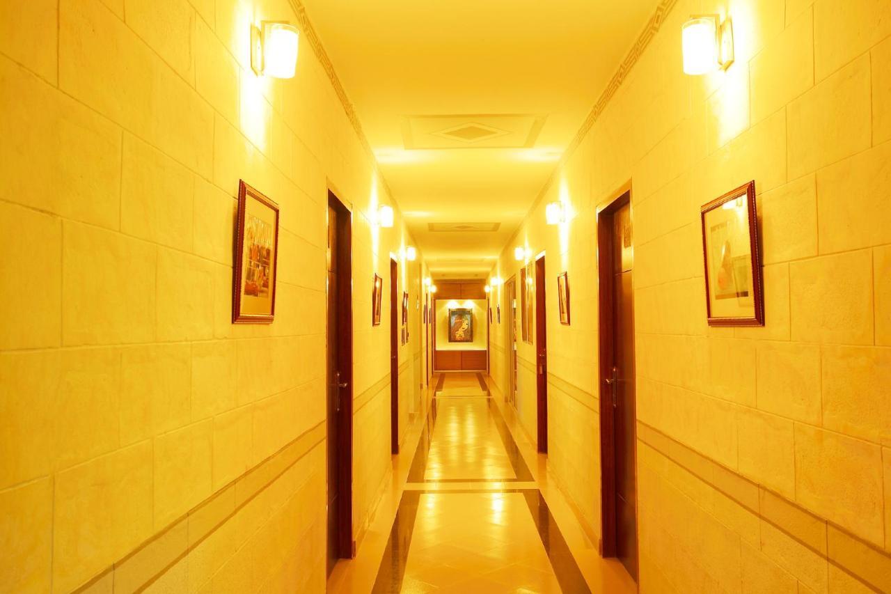 Resort Atlantis Dhaka Luaran gambar