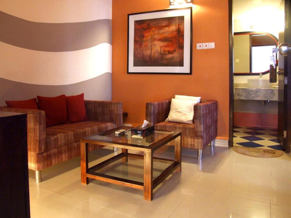 Resort Atlantis Dhaka Luaran gambar