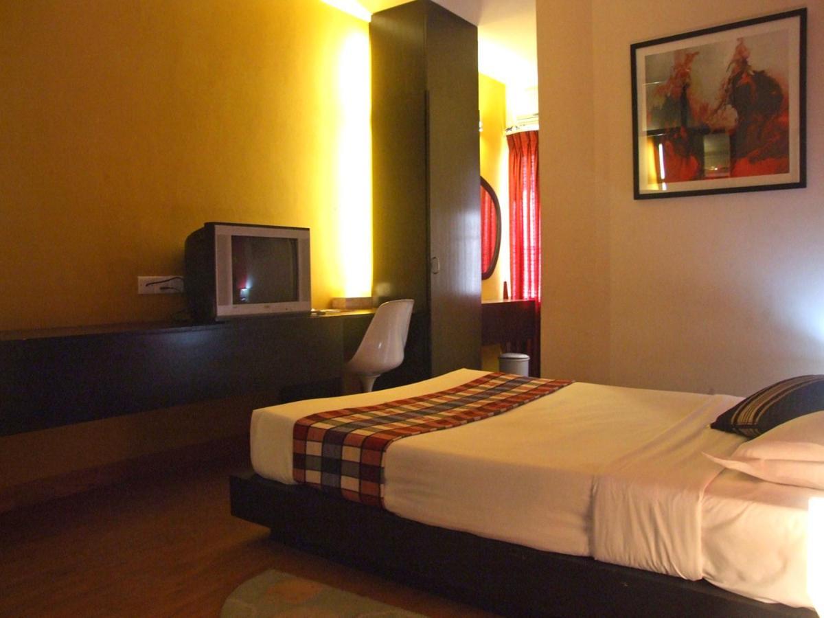 Resort Atlantis Dhaka Luaran gambar